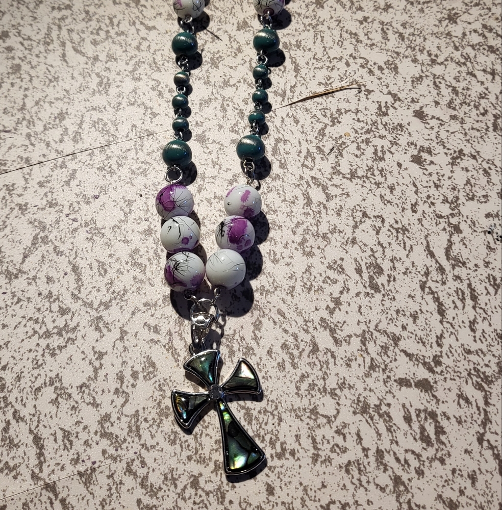 Elegant Cross Pendant Beaded Necklace